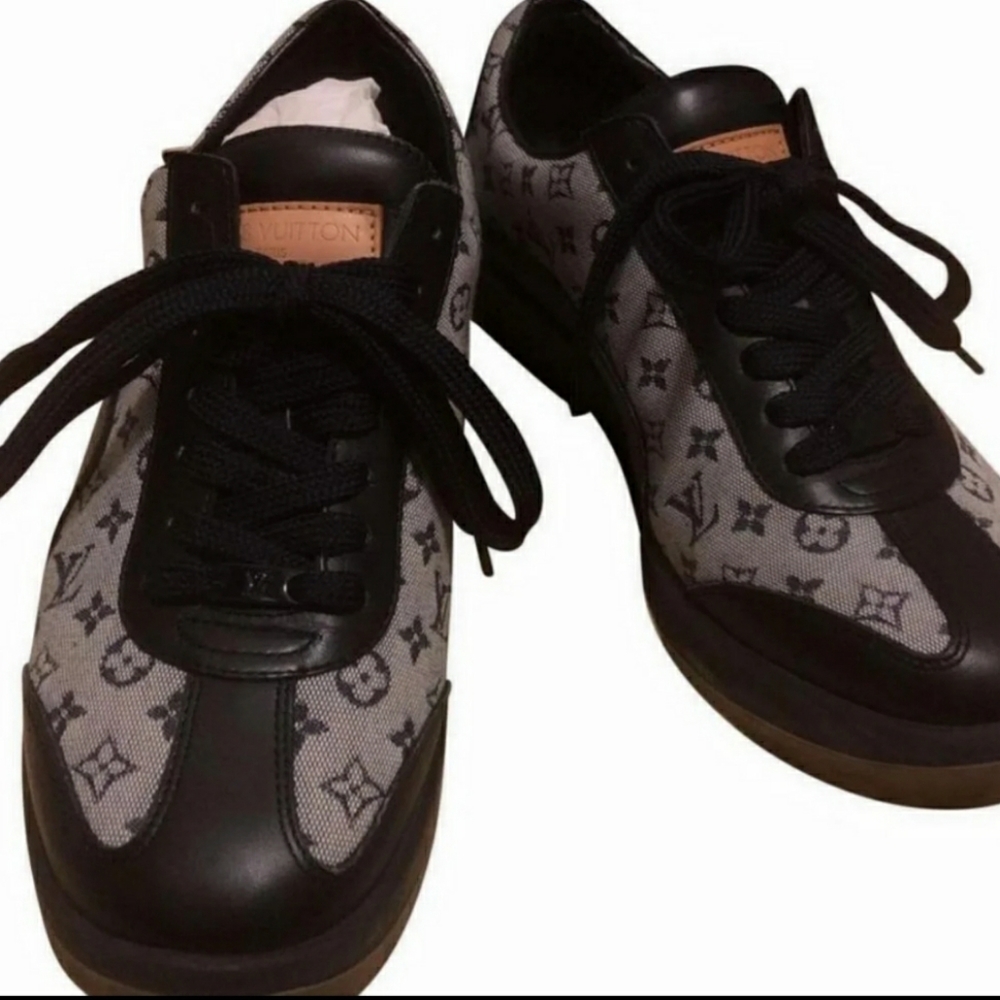 Louis Vuitton Mini Lin Sneakers
